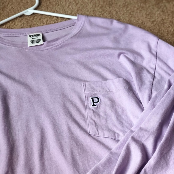 PINK Victoria's Secret Tops - 🌼 PINK Long Sleeve Tee 🌼